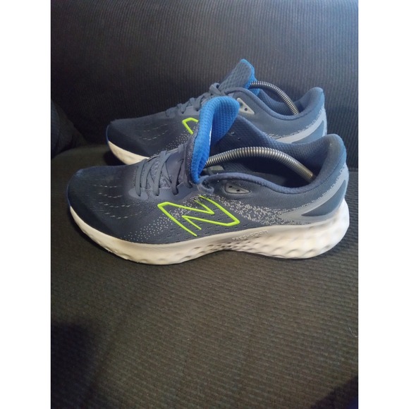 New Balance Womens Fresh‎ Foam EVOZ Blue Running Sneakers Shoes Size 11D
